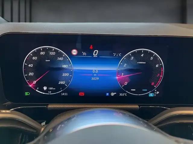 Mercedes-Benz B 200