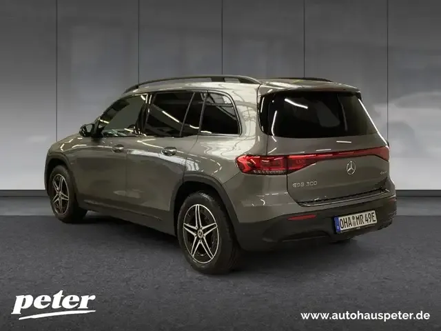 Mercedes-Benz EQB 300