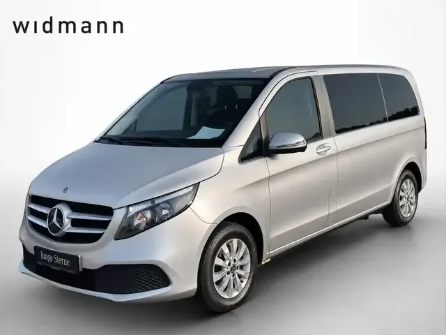 Mercedes-Benz V 220