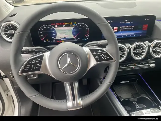 Mercedes-Benz GLA 180
