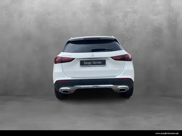 Mercedes-Benz GLA 180