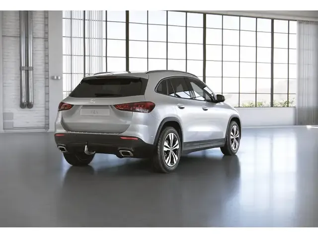 Mercedes-Benz GLA 200