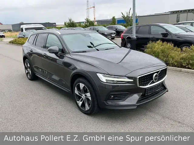 Volvo V60 Cross Country