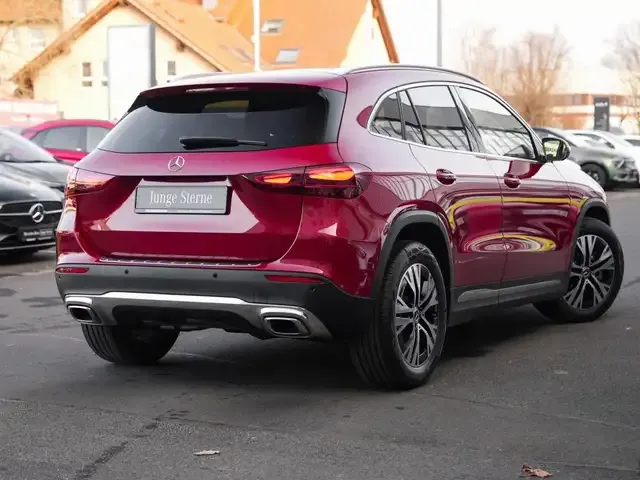 Mercedes-Benz GLA 250