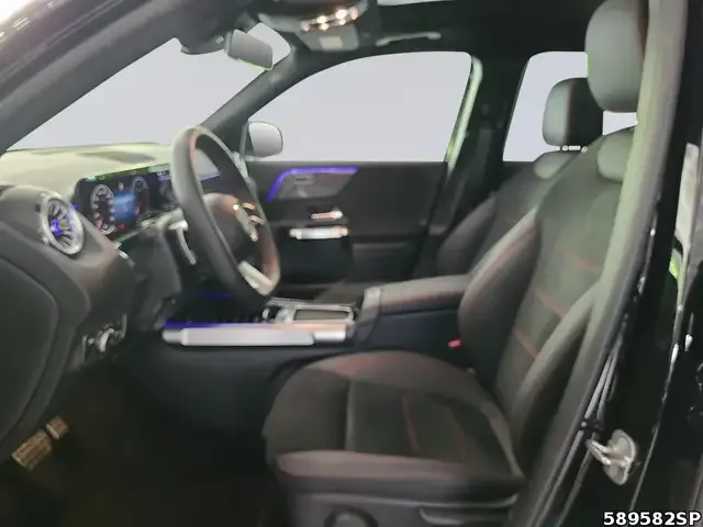 Mercedes-Benz GLB 200