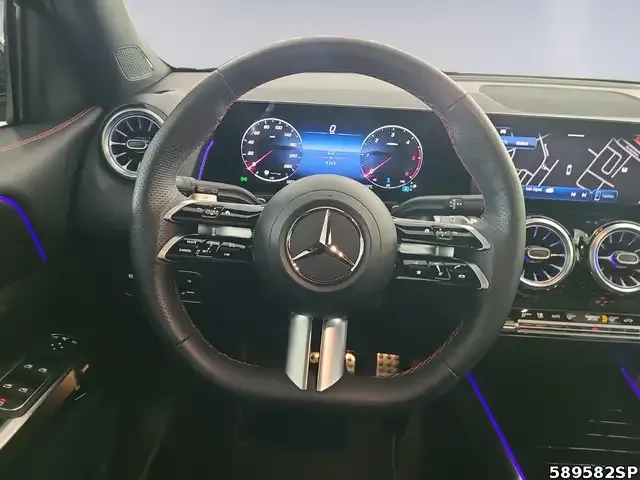 Mercedes-Benz GLB 200