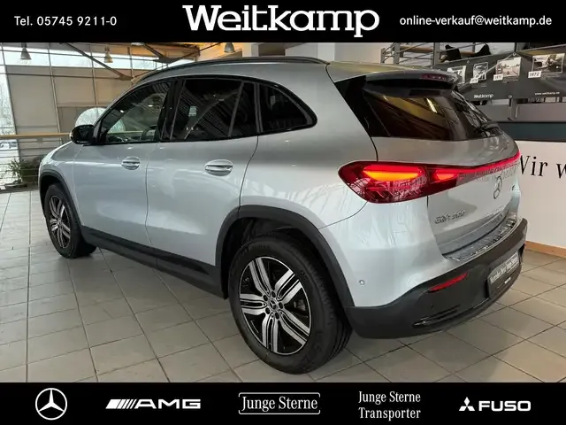 Mercedes-Benz EQA 300