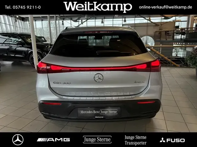 Mercedes-Benz EQA 300