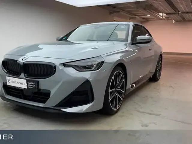 BMW 220