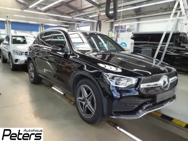 Mercedes-Benz GLC 220