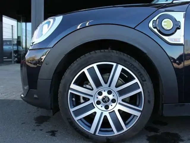 MINI Cooper SE Countryman
