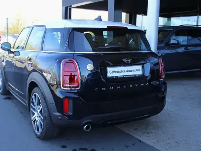 MINI Cooper SE Countryman