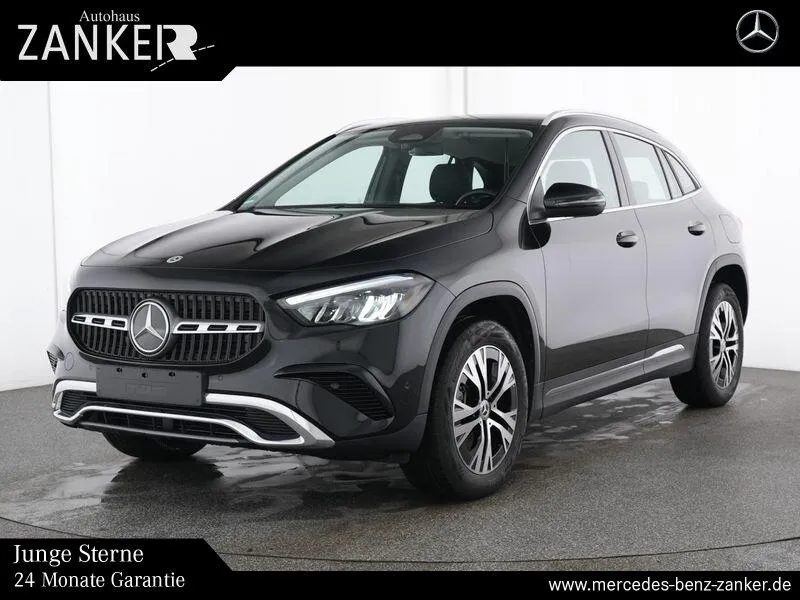 Mercedes-Benz GLA 220
