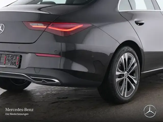 Mercedes-Benz CLA 180