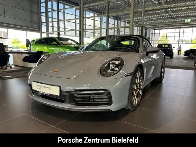 Porsche 992