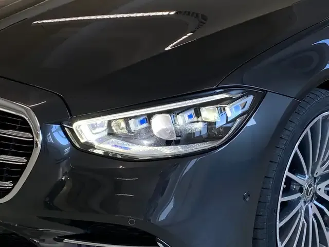 Mercedes-Benz S 500