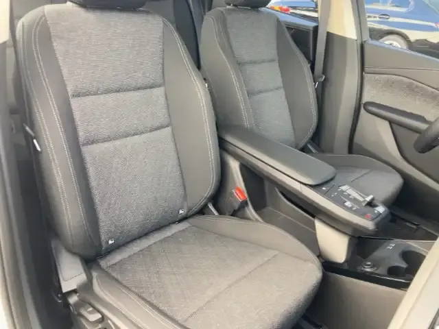 BMW 216