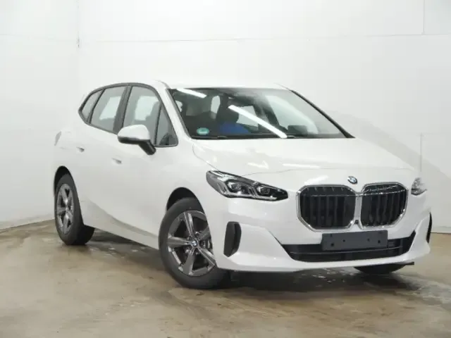 BMW 216