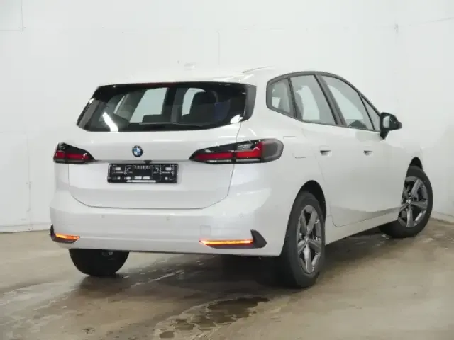 BMW 216