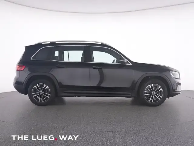 Mercedes-Benz GLB 180