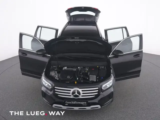 Mercedes-Benz GLB 180