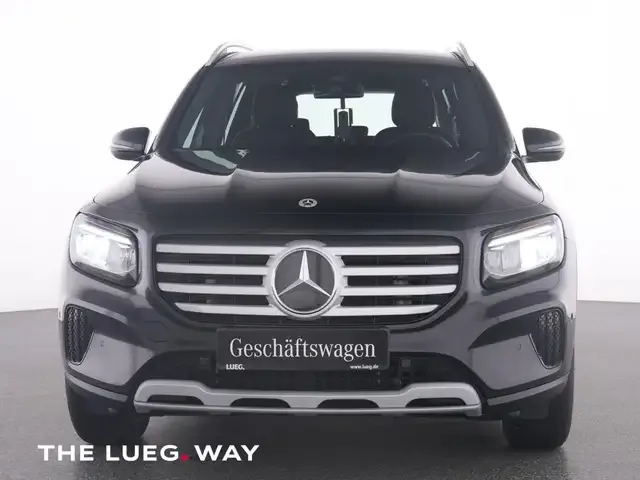 Mercedes-Benz GLB 180