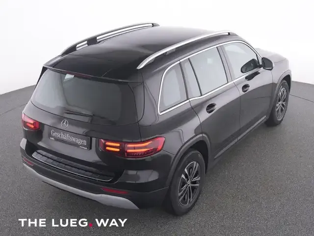 Mercedes-Benz GLB 180