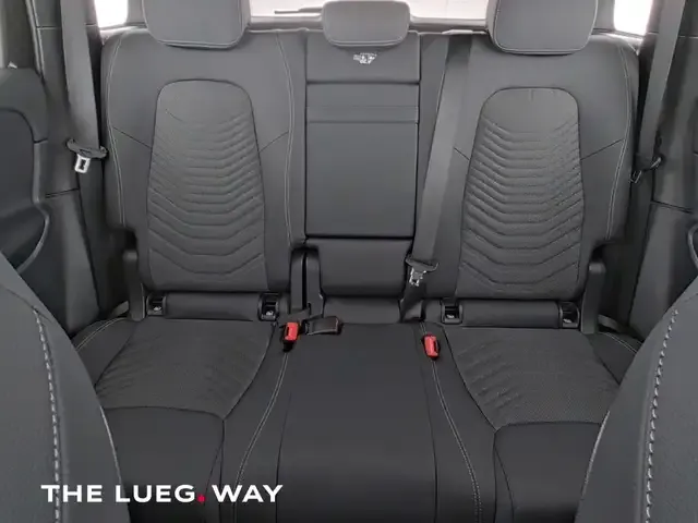 Mercedes-Benz GLB 180