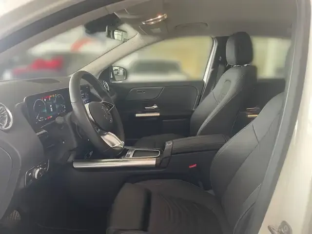 Mercedes-Benz GLA 180