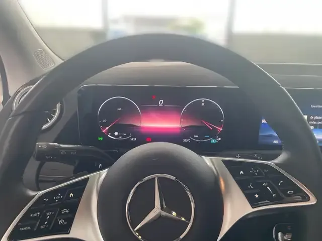 Mercedes-Benz GLA 180