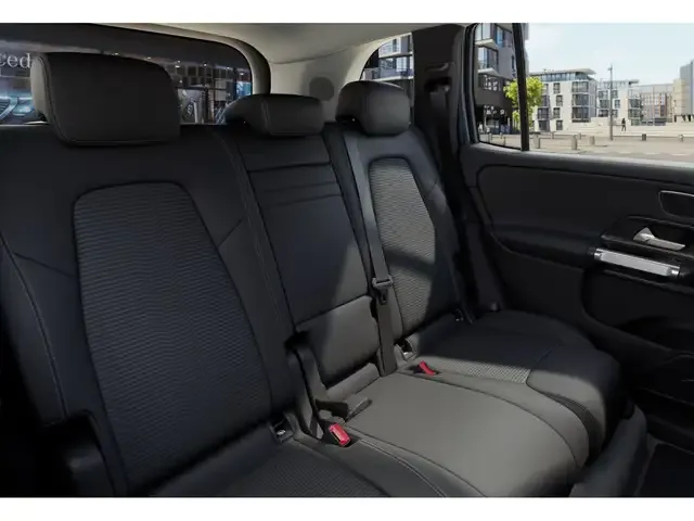 Mercedes-Benz EQB 350