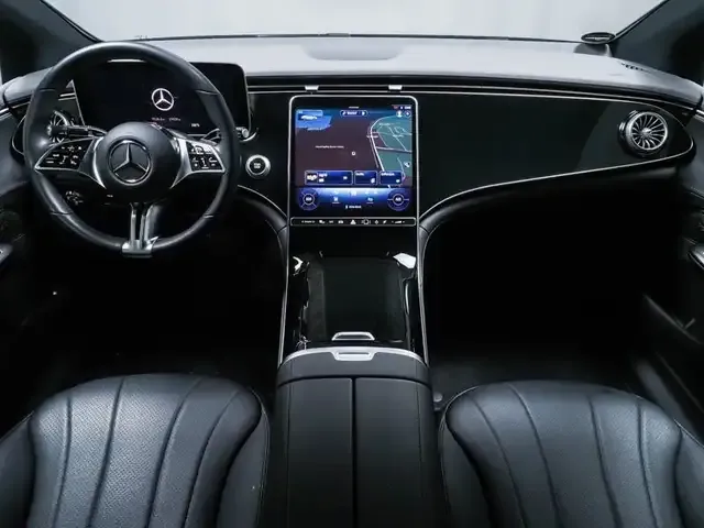 Mercedes-Benz EQE 300