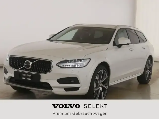 Volvo V90 Cross Country