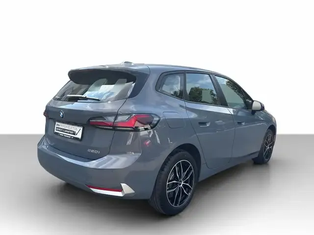 BMW 220
