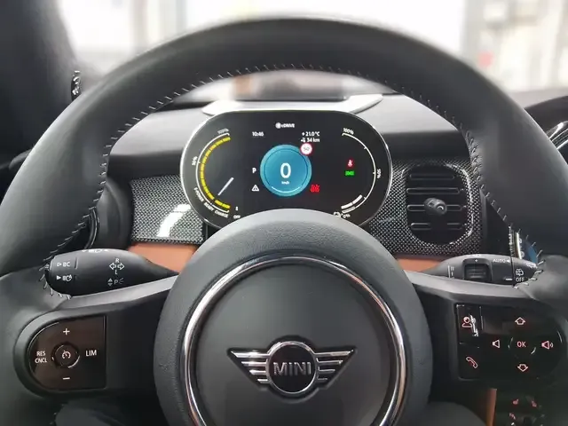 MINI Cooper SE