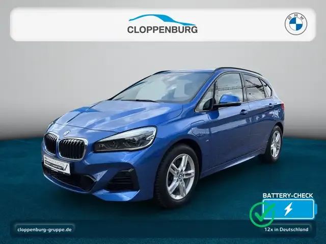 BMW 225