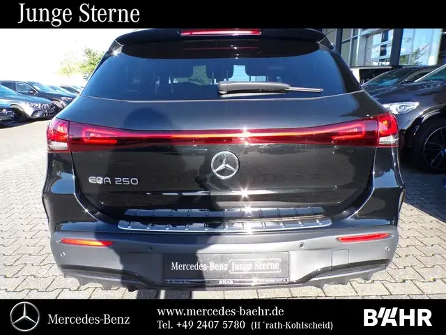 Mercedes-Benz EQA 250