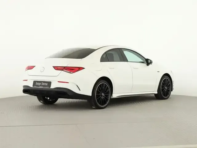 Mercedes-Benz CLA 250
