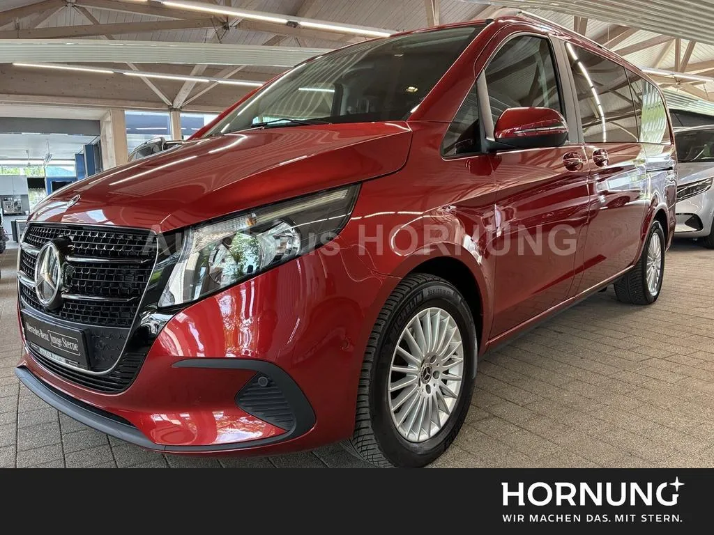 Mercedes-Benz V 220