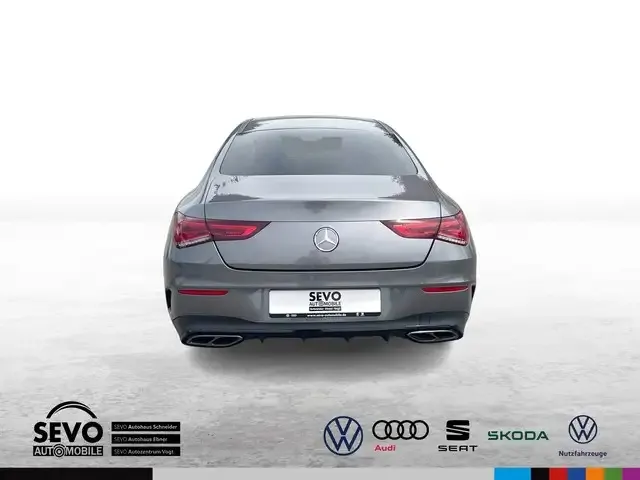 Mercedes-Benz CLA 200