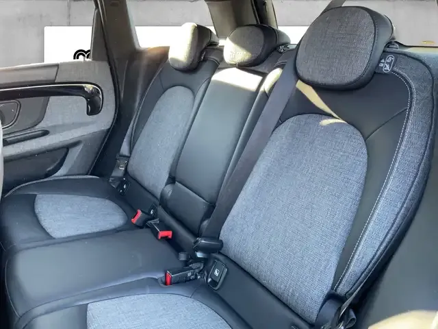 MINI Cooper SE Countryman