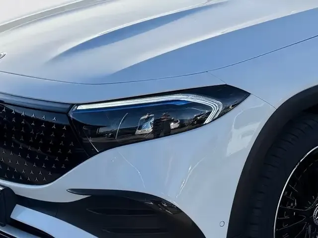 Mercedes-Benz EQB 300