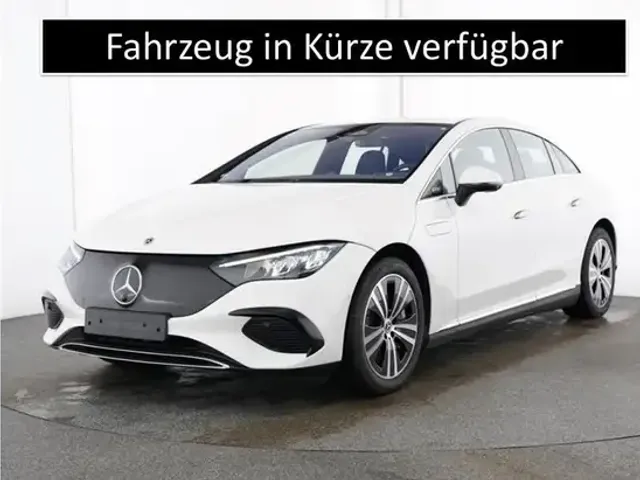 Mercedes-Benz EQE 300