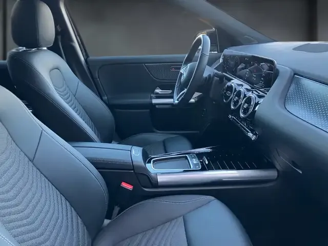 Mercedes-Benz GLA 180