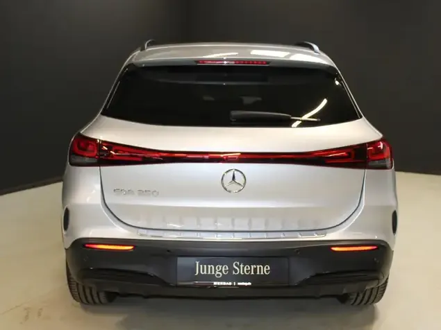 Mercedes-Benz EQA 250