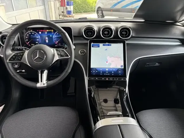 Mercedes-Benz C 180