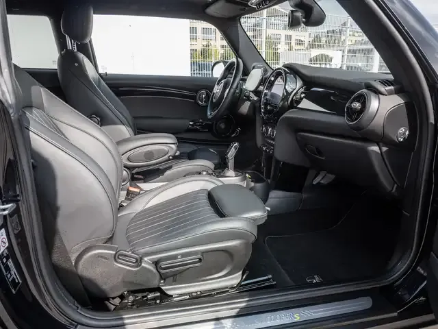 MINI Cooper SE