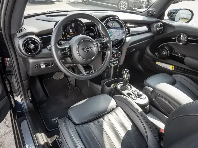 MINI Cooper SE