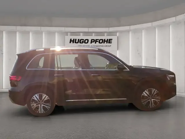 Mercedes-Benz GLB 200