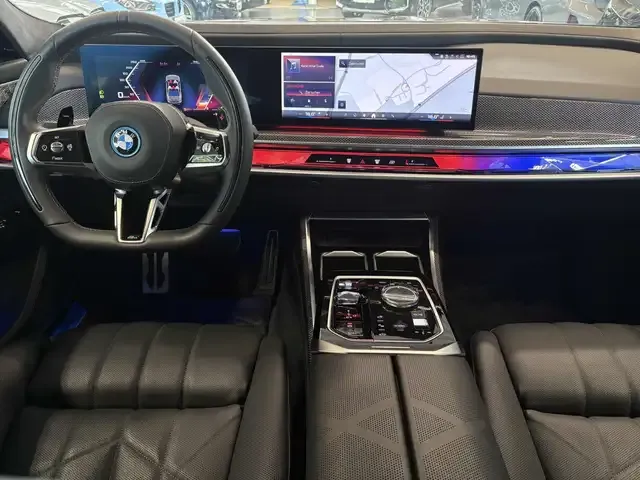 BMW 760